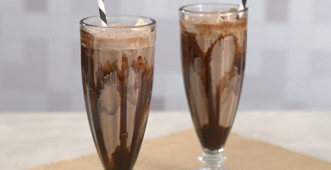 Receita de Milk Shake de Chocolate com Ovomaltine
