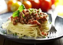 Receita de Macarrão à Bolonhesa