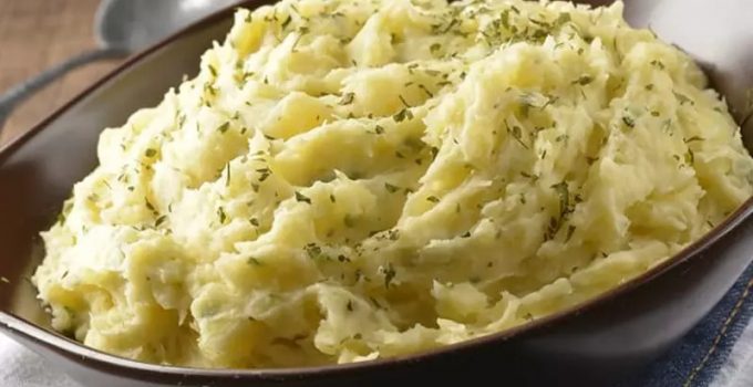 Receita de Purê de Mandioca