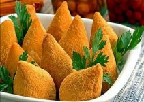 Receita de Coxinha de Frango Receita de Coxinha de Frango
