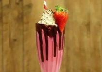 Receita de Milk Shake de Morango com Ovomaltine