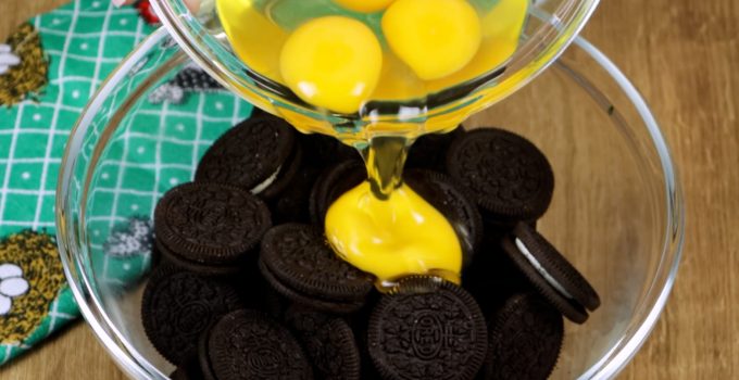 Eu adicionei ovos aos biscoitos Oreo, você vai gostar do resultado!