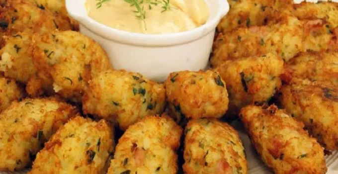 Veja como é fácil preparar o aperitivo de bolinho de arroz e se surpreenda com o resultado 