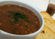 Fiz para o jantar um delicioso caldo de feijão com couve e me surpreendi, saiba mais  Fiz para o jantar um delicioso caldo de feijão com couve e me surpreendi, saiba mais