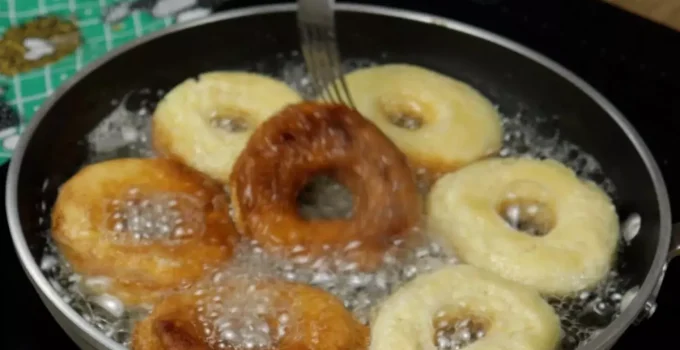 Faça esses Donuts caseiros em apenas 10 minutos!