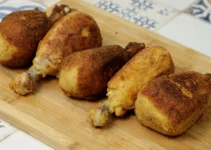 A melhor maneira de fritar coxas de frango! A melhor maneira de fritar coxas de frango!