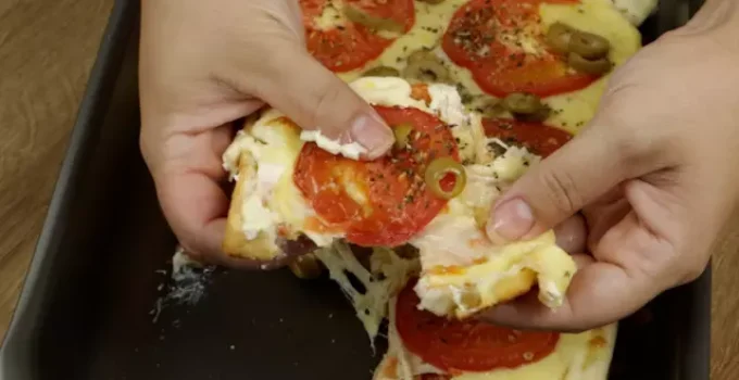 Fatias de pão tornam-se pizza em minutos!