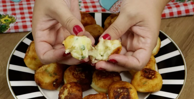 Quando tenho batatas em casa, faço sempre esta receita deliciosa e fácil!