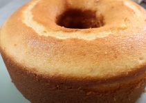 Receita de Bolo simples caseiro Receita de Bolo simples caseiro